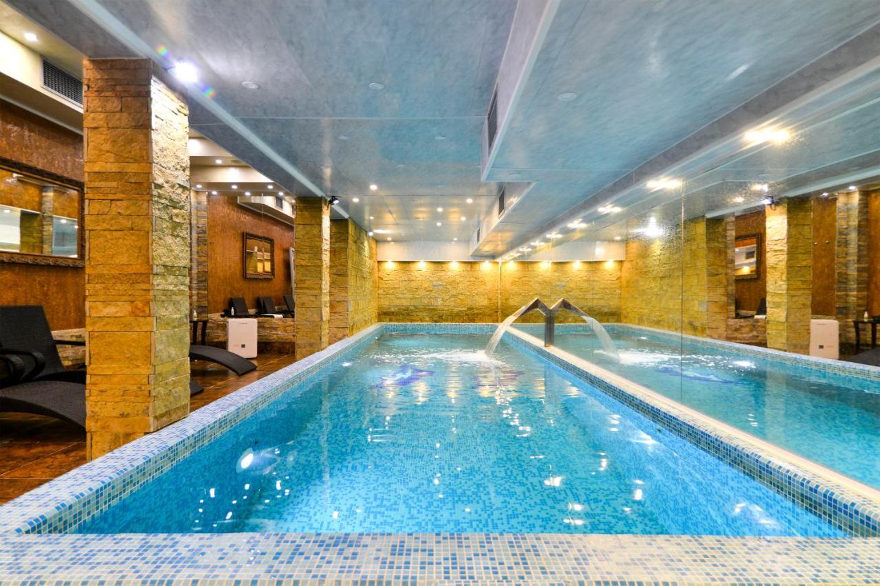 Premier Prezident Garni Hotel And Spa Sremski Karlovci Exteriör bild