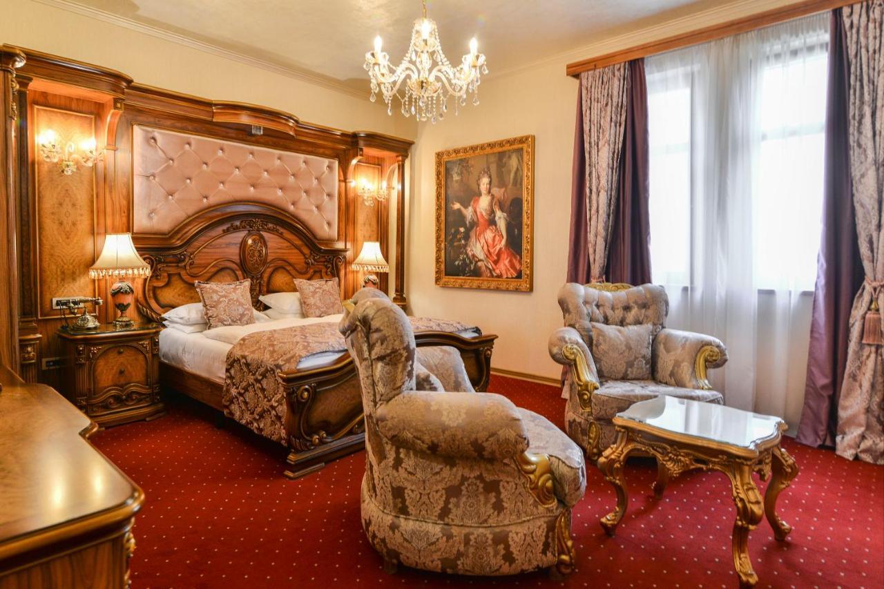 Premier Prezident Garni Hotel And Spa Sremski Karlovci Exteriör bild