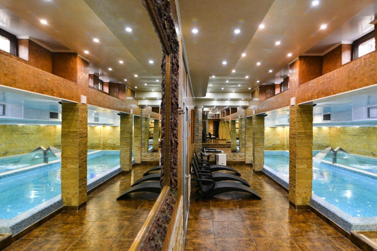 Premier Prezident Garni Hotel And Spa Sremski Karlovci Exteriör bild