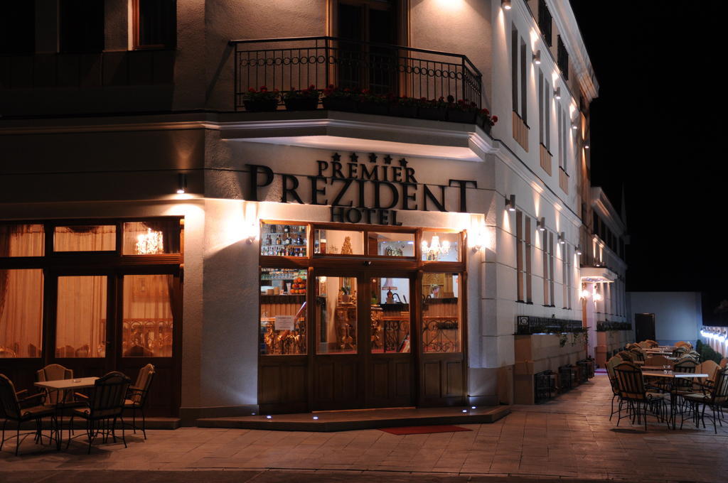 Premier Prezident Garni Hotel And Spa Sremski Karlovci Exteriör bild